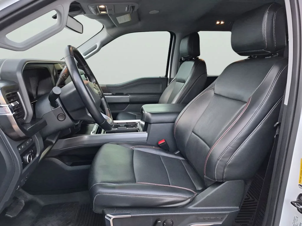Used 2023 White Ford Lariat image 27