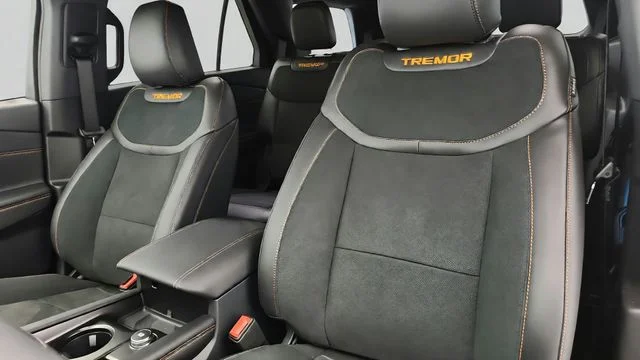 New 2026 Vapor Blue Metallic Ford Tremor® image 36