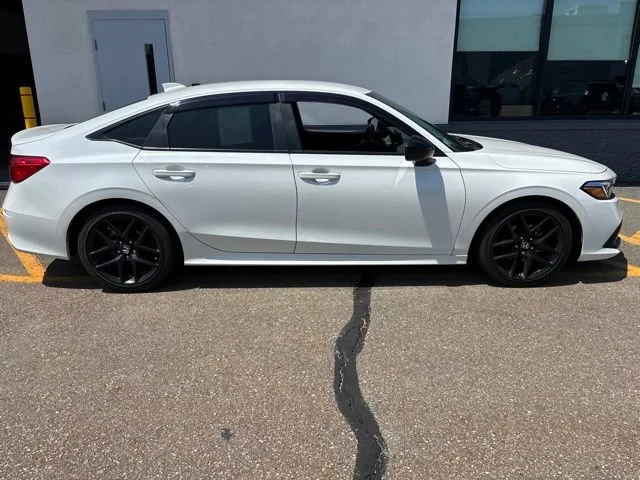 Used 2023 Platinum White Pearl Honda Sport image 4