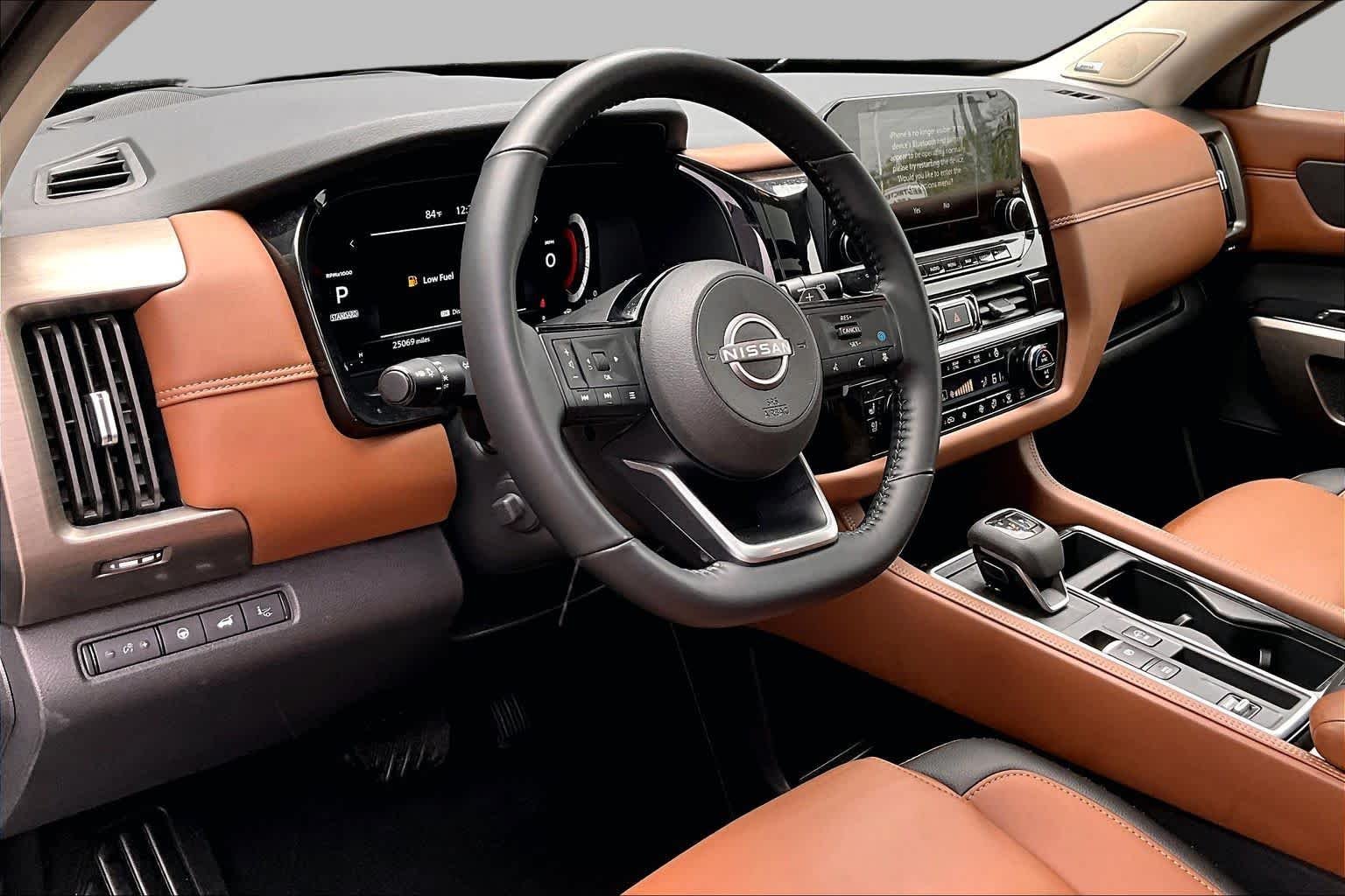 Used 2025 Boulder Gray Pearl Nissan Platinum image 18