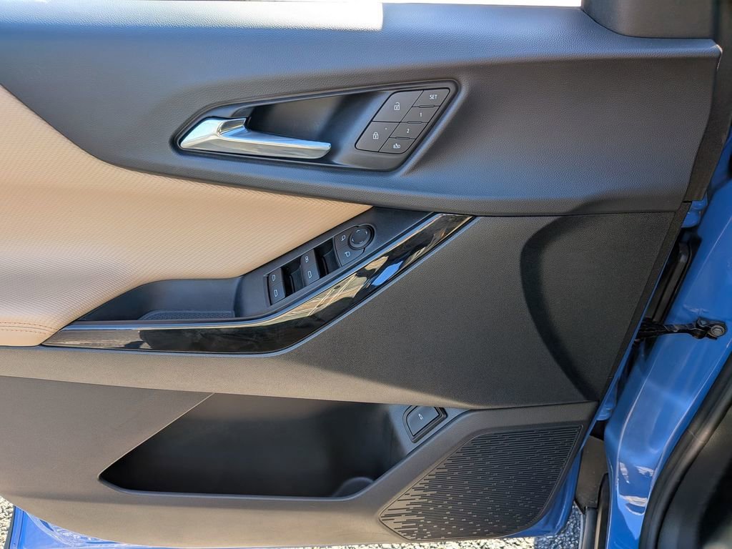 2025 Chevrolet Equinox ACTIV - Photo 12