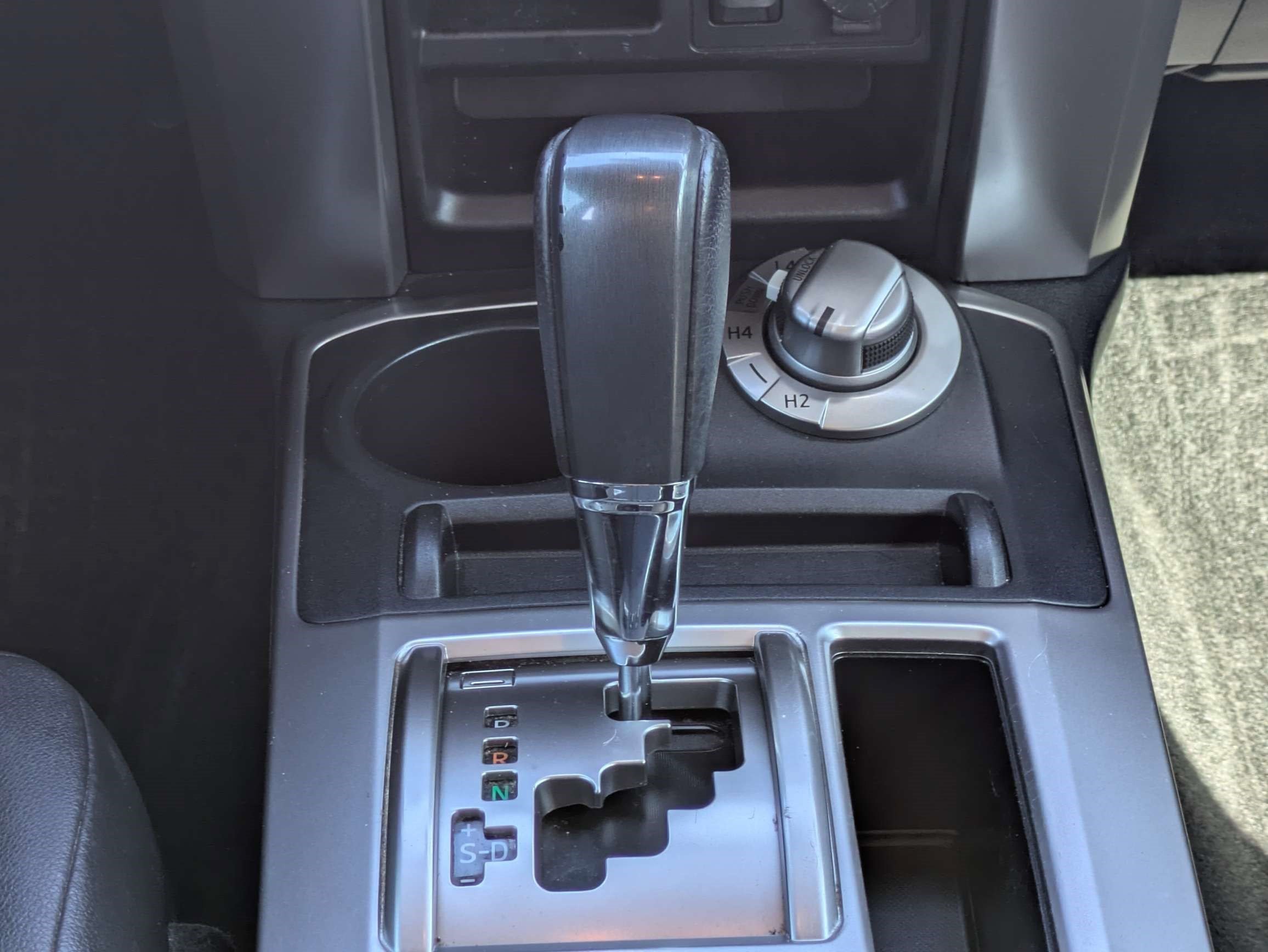 Used 2019 Magnetic Gray Metallic Toyota SR5 image 18