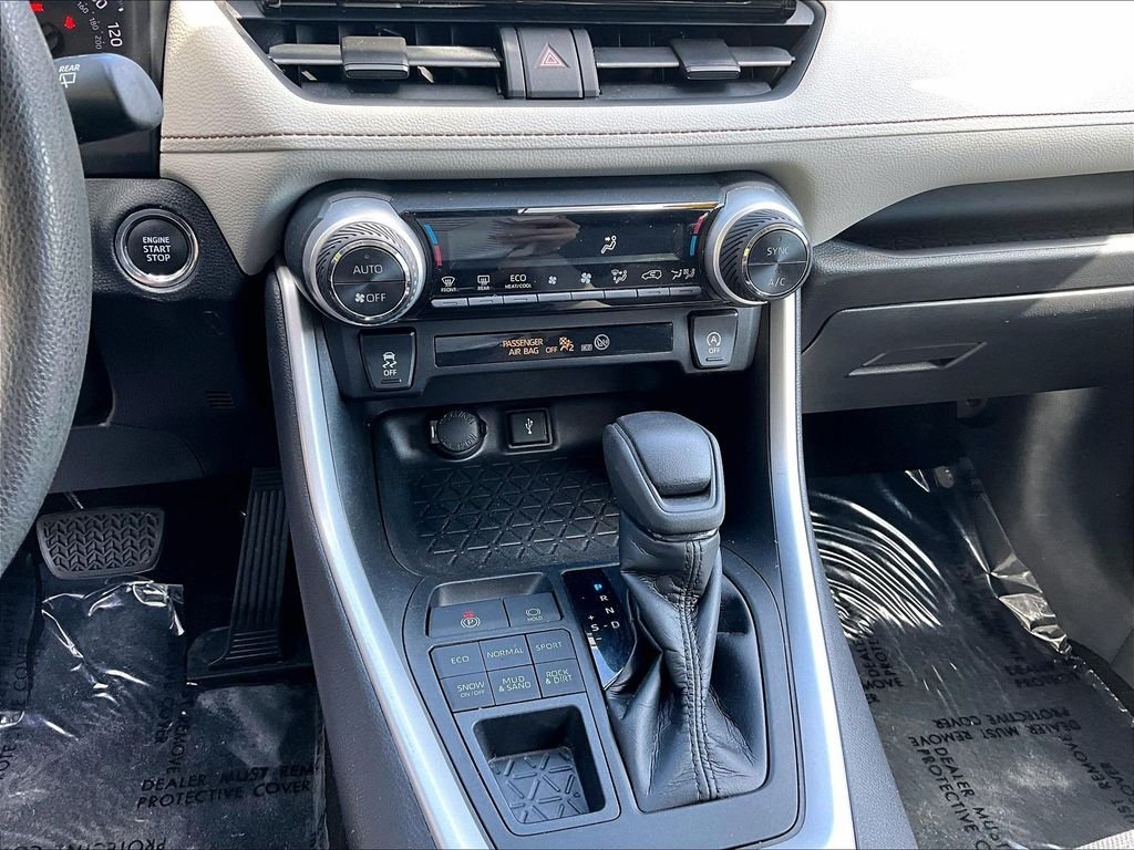 Used 2020 Silver Sky Metallic Toyota XLE image 26