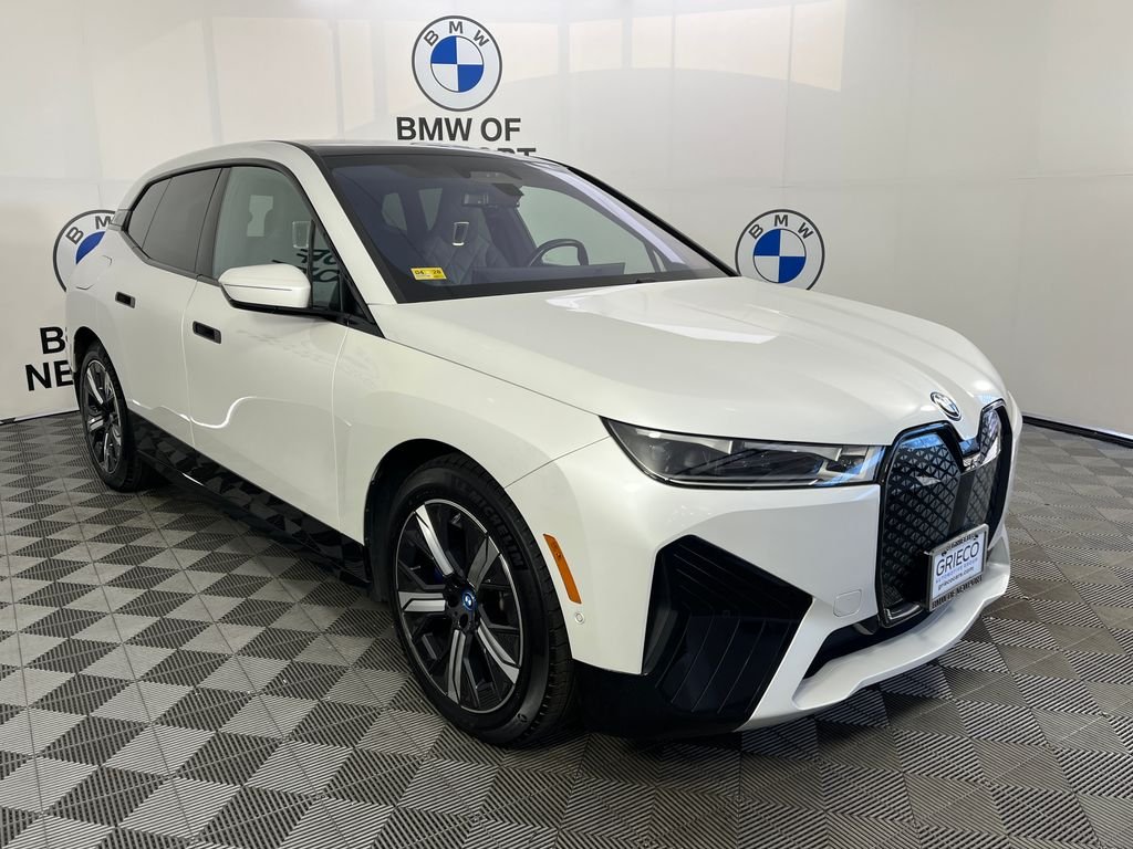 2023 BMW iX Base