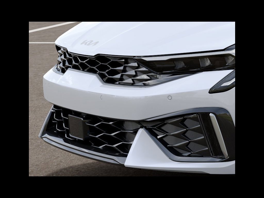 New 2027 Snow White Pearl Kia GT-Line image 25
