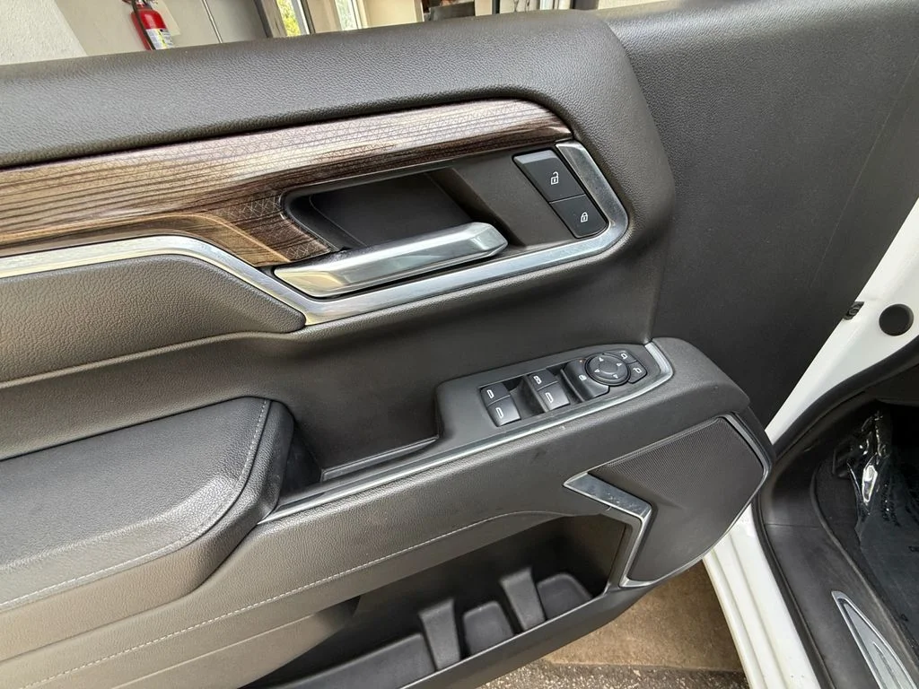 Used 2024 White Chevrolet LT image 11