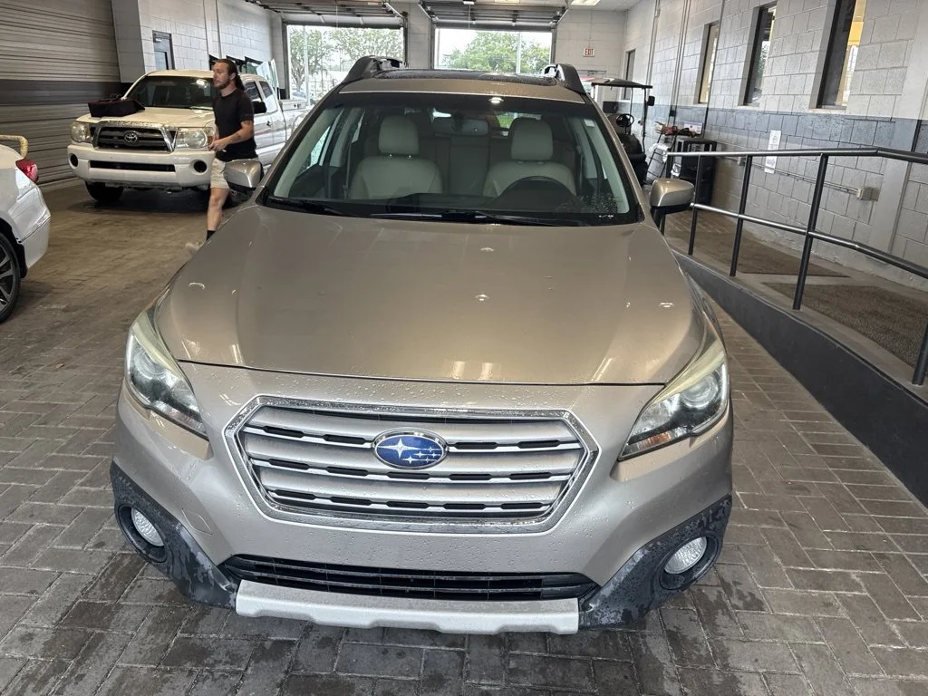 Used 2015 Tungsten Metallic Subaru 2.5i image 2