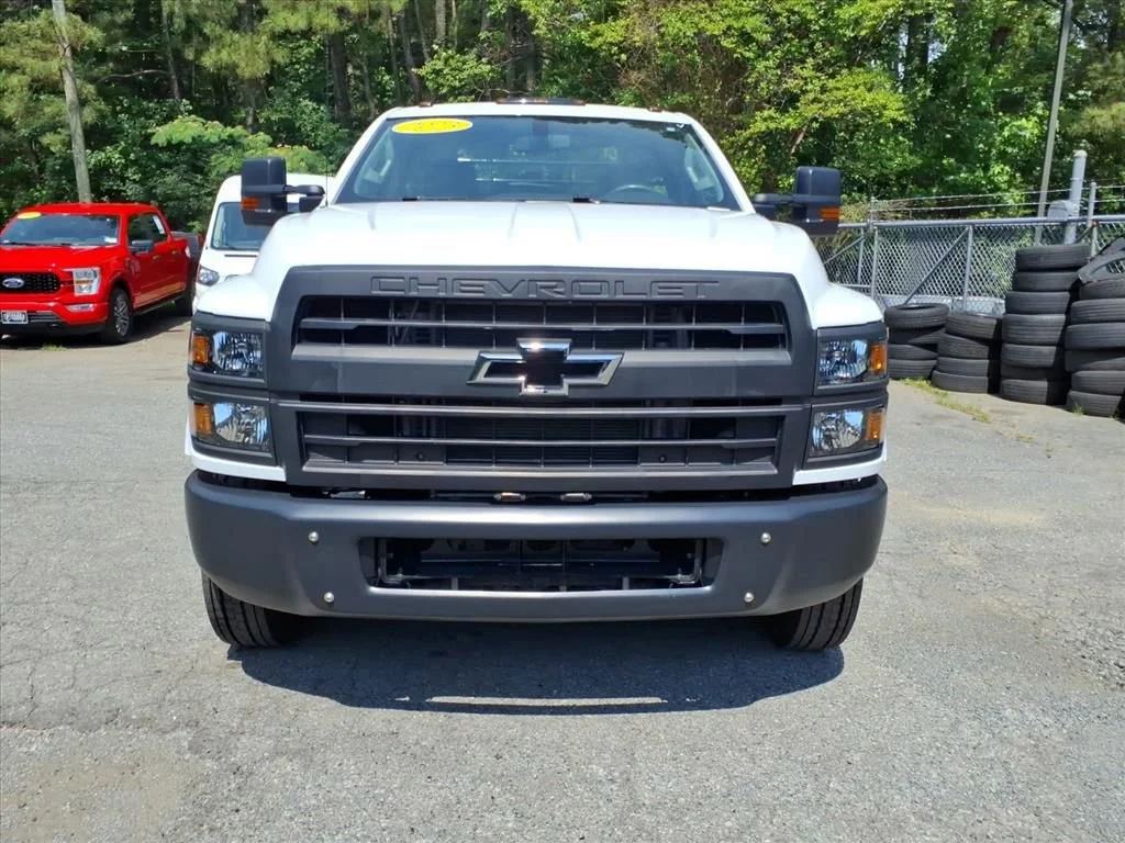 Used 2023 Summit White Chevrolet Work Truck image 40