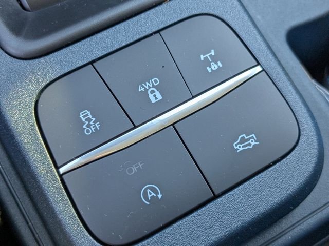 New 2026 Space White Metallic Ford Tremor® image 27