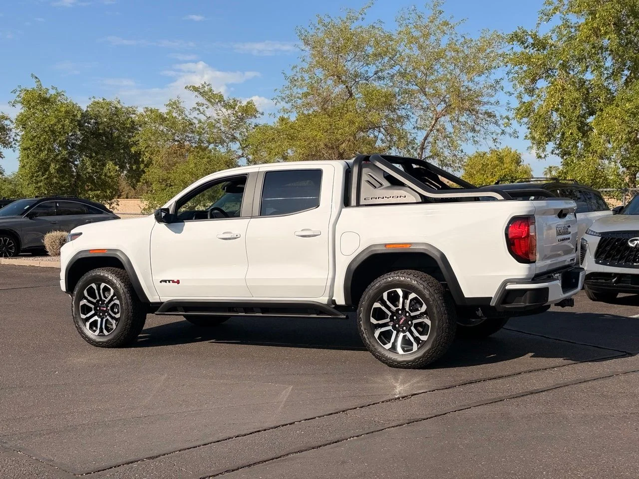 Used 2025 Summit White GMC AT4 image 4