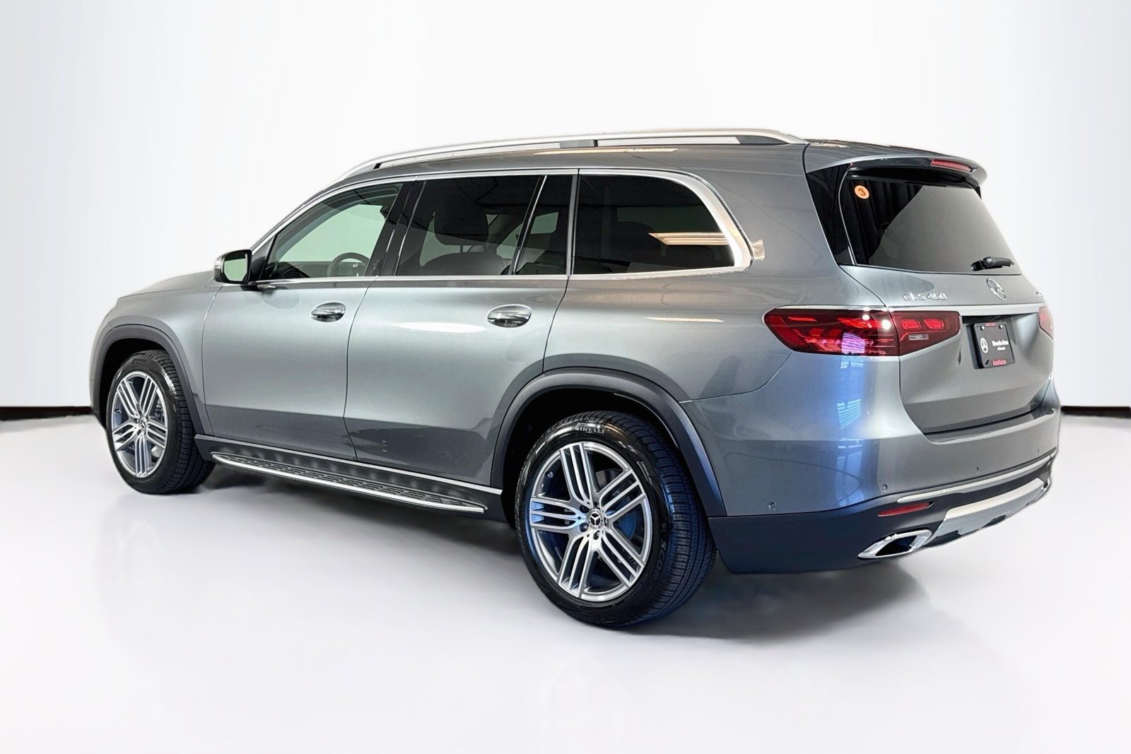 New 2026 Selenite Grey Metallic Mercedes-Benz GLS 450 image 7