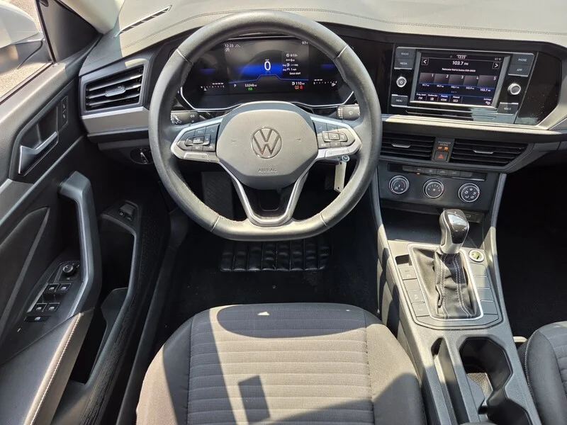 Used 2024 Pure White Volkswagen 1.5T S image 12