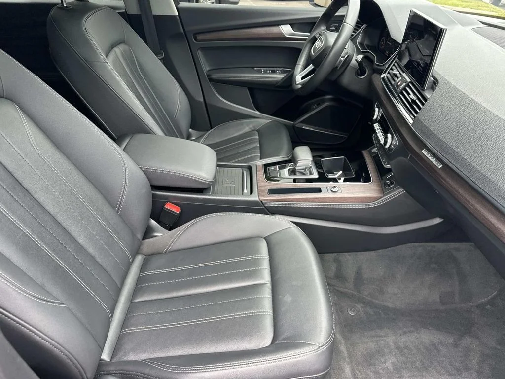 Used 2021 Black Audi 45 Premium Plus image 14