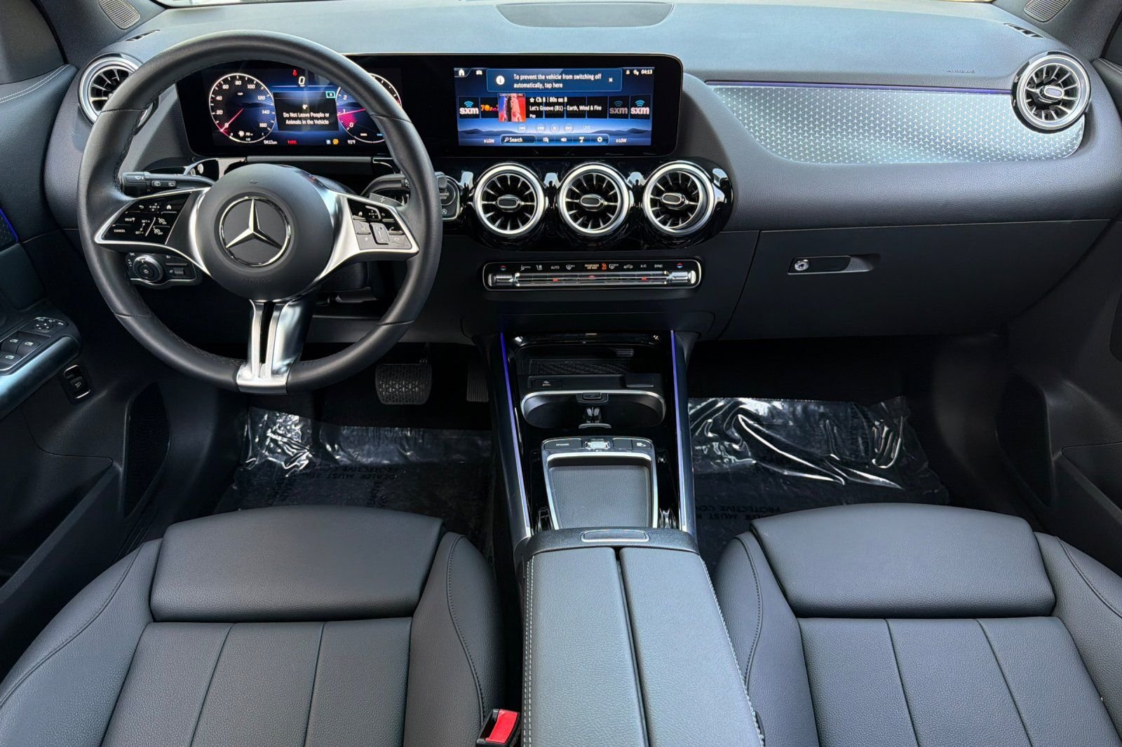 Used 2025 Black Mercedes-Benz GLA 250 image 3