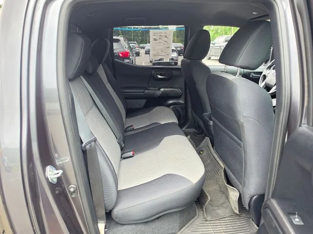 2022 Toyota Tacoma TRD Sport - Photo 14