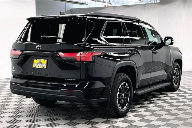 2026 Toyota Sequoia SR5 - Photo 13