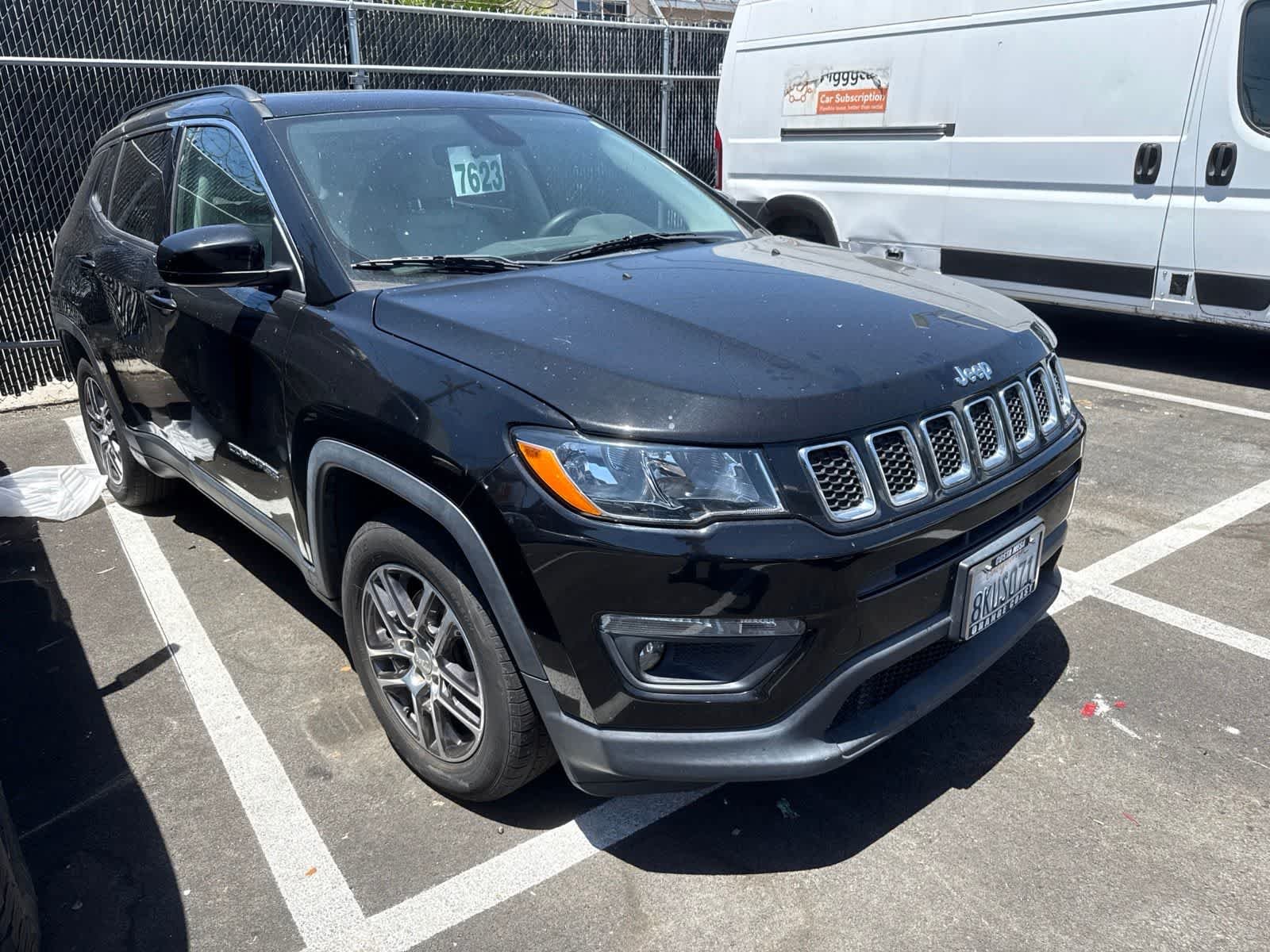 2018 Jeep Compass Latitude w/Sun/Wheel Pkg