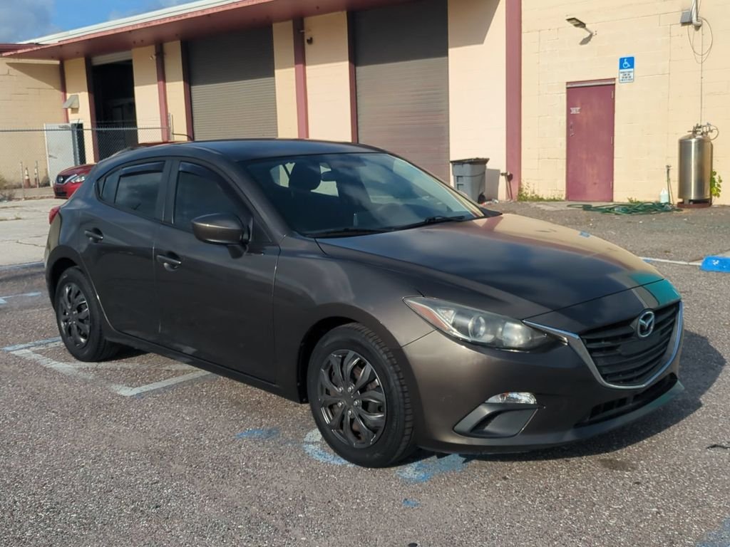Pre-Owned 2016 Mazda Mazda3 i Sport 4D Hatchback in Tampa