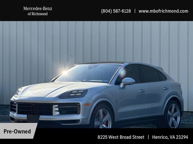 2024 Porsche Cayenne S's photo