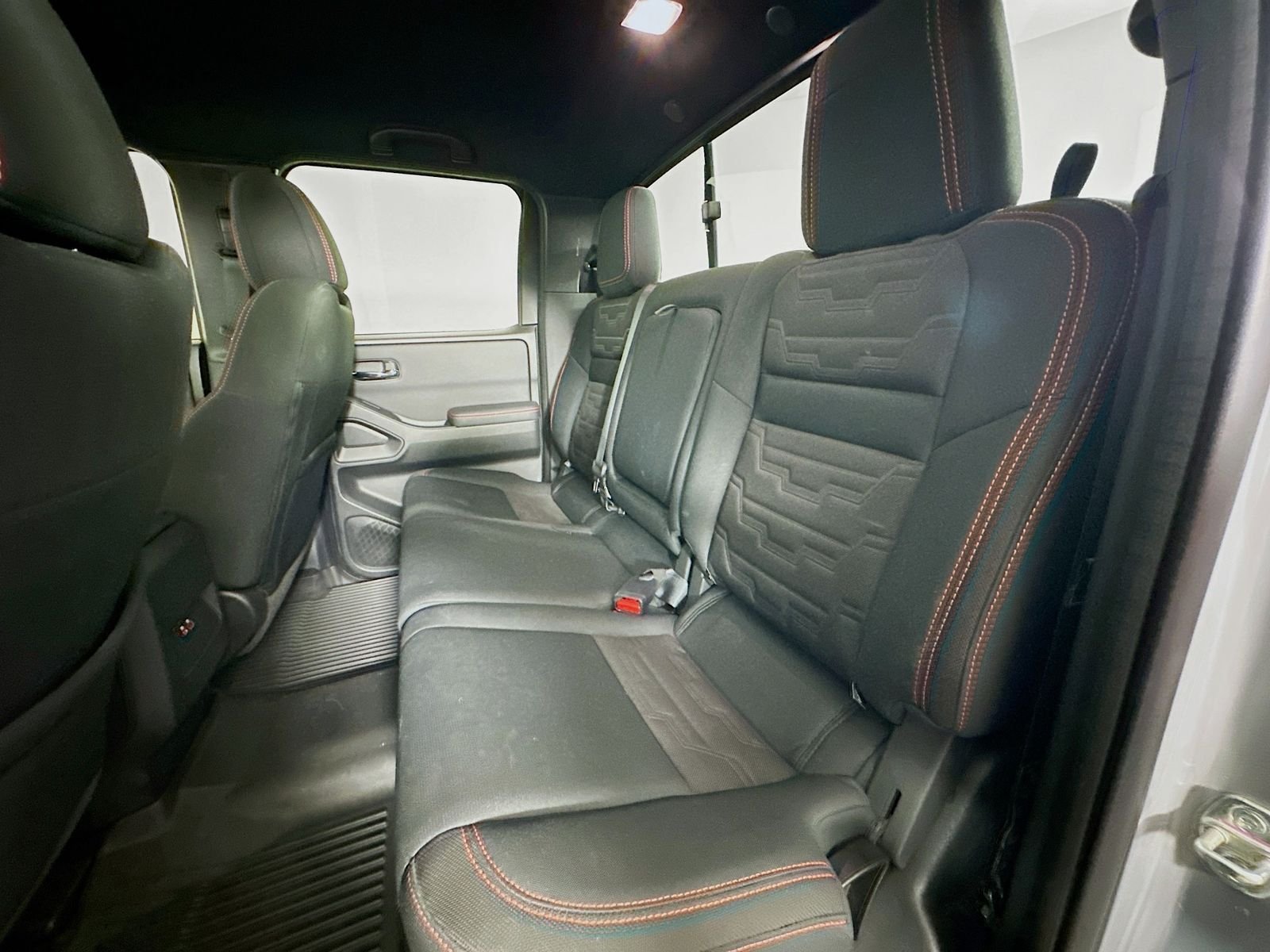 Used 2022 Boulder Gray Pearl Nissan PRO-4X image 23