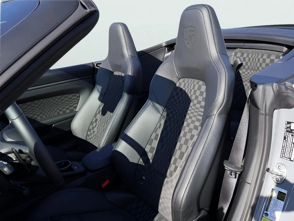 Certified Used 2026 Piant to Sample NARDO Grey Porsche Spirit 70 image 5