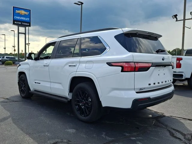 Used 2024 White Toyota SR5 image 4