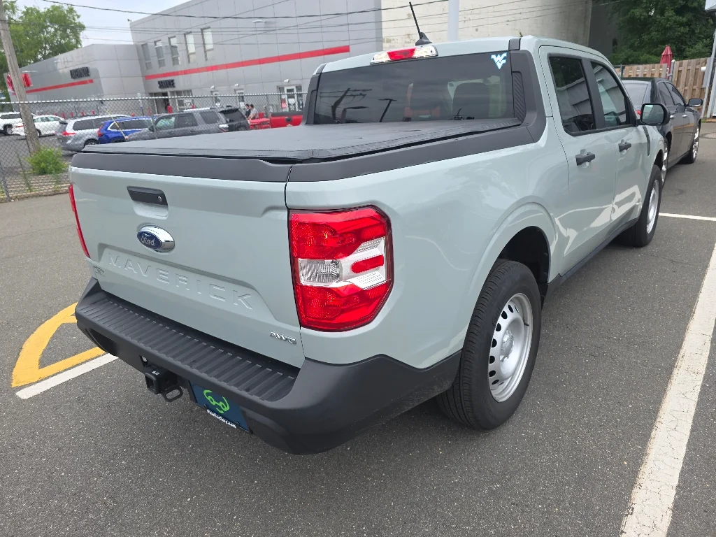 Used 2024 Cactus Gray Ford XL image 3