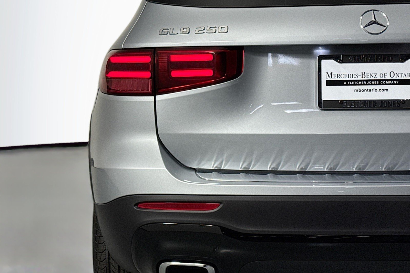 New 2026 Cirrus Silver Metallic Mercedes-Benz GLB 250 SUV image 15