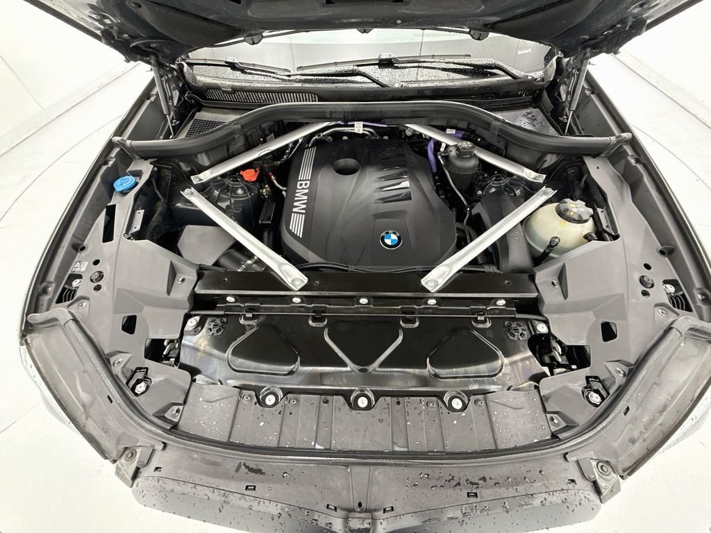 Certified Used 2026 Gray Metallic BMW xDrive40i image 28