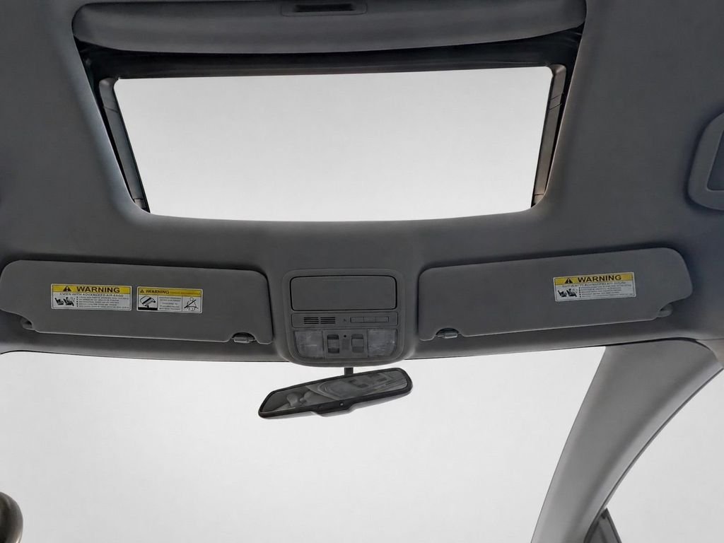 Used 2018  Honda EX-L image 35