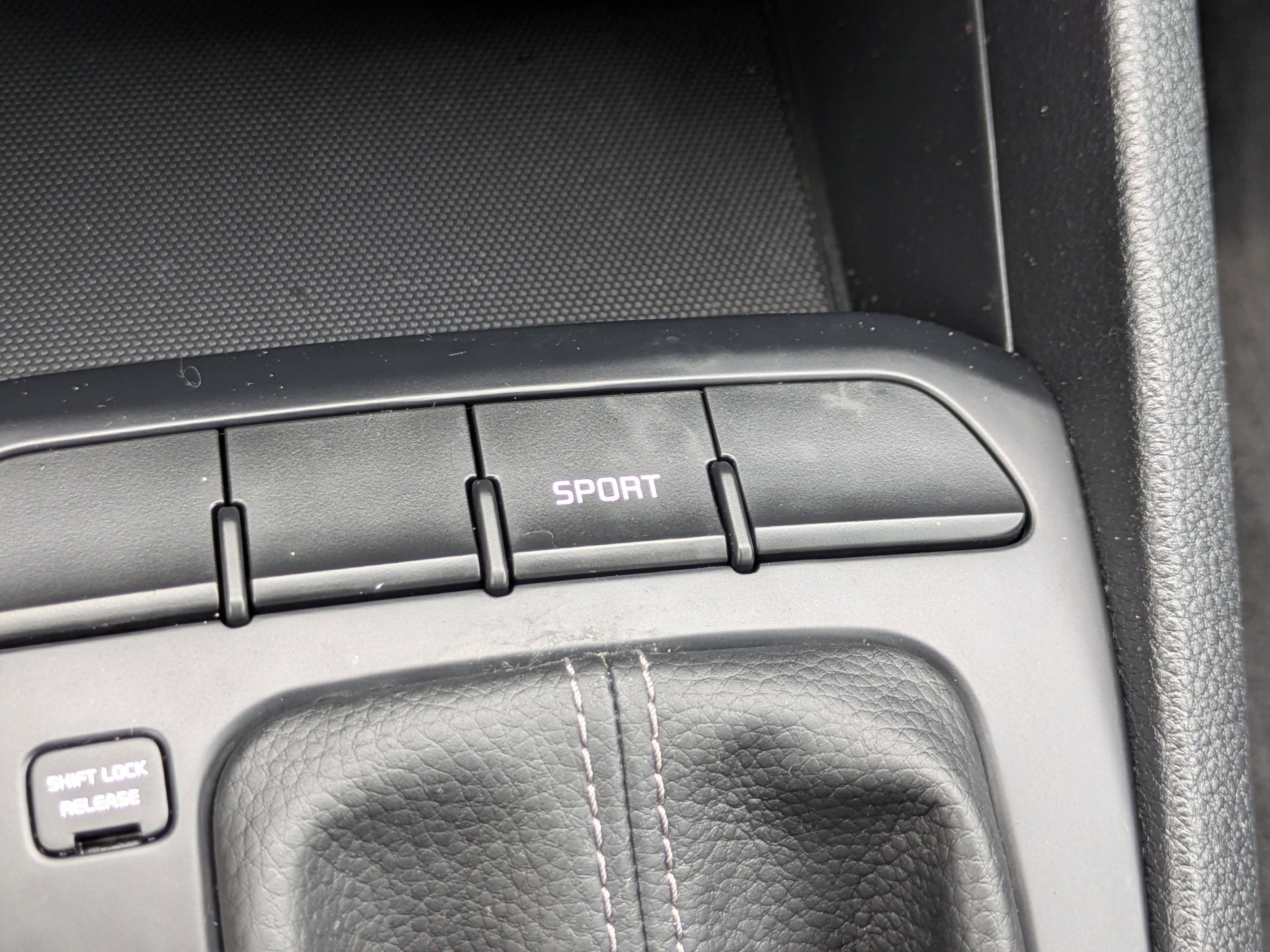 Certified Used 2021 Silky Silver Kia S image 28