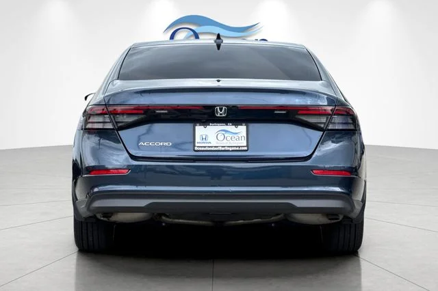 Used 2024 Canyon River Blue Metallic Honda EX image 5