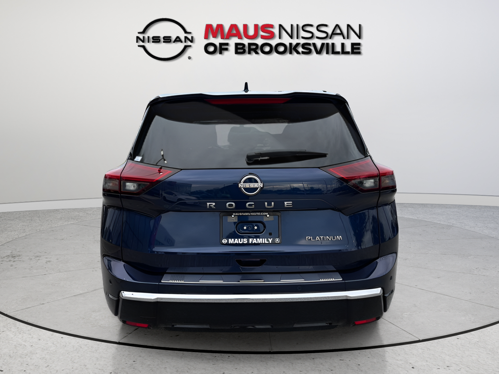 Used 2024 Blue Nissan Platinum image 6