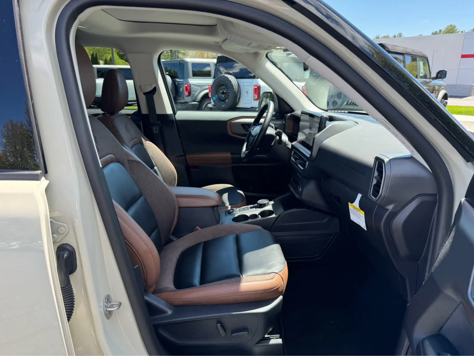 Certified Used 2025 Desert Sand Ford Outer Banks image 13