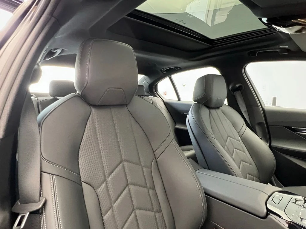 New 2027 Black Sapphire Metallic BMW 530i image 7