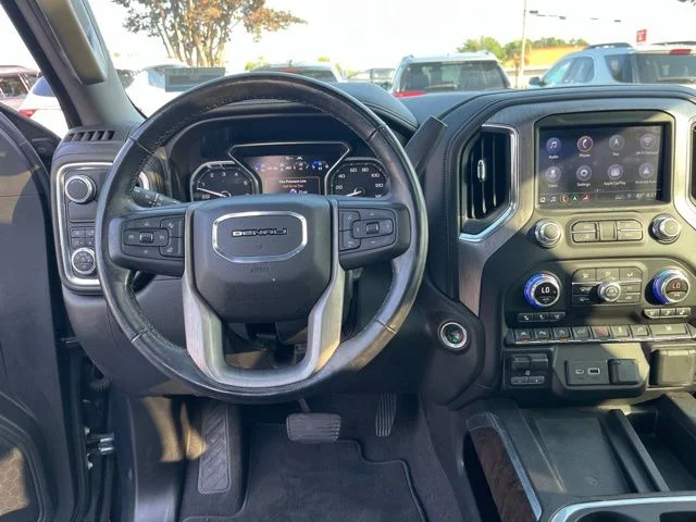 Used 2019 Blue GMC Denali image 17