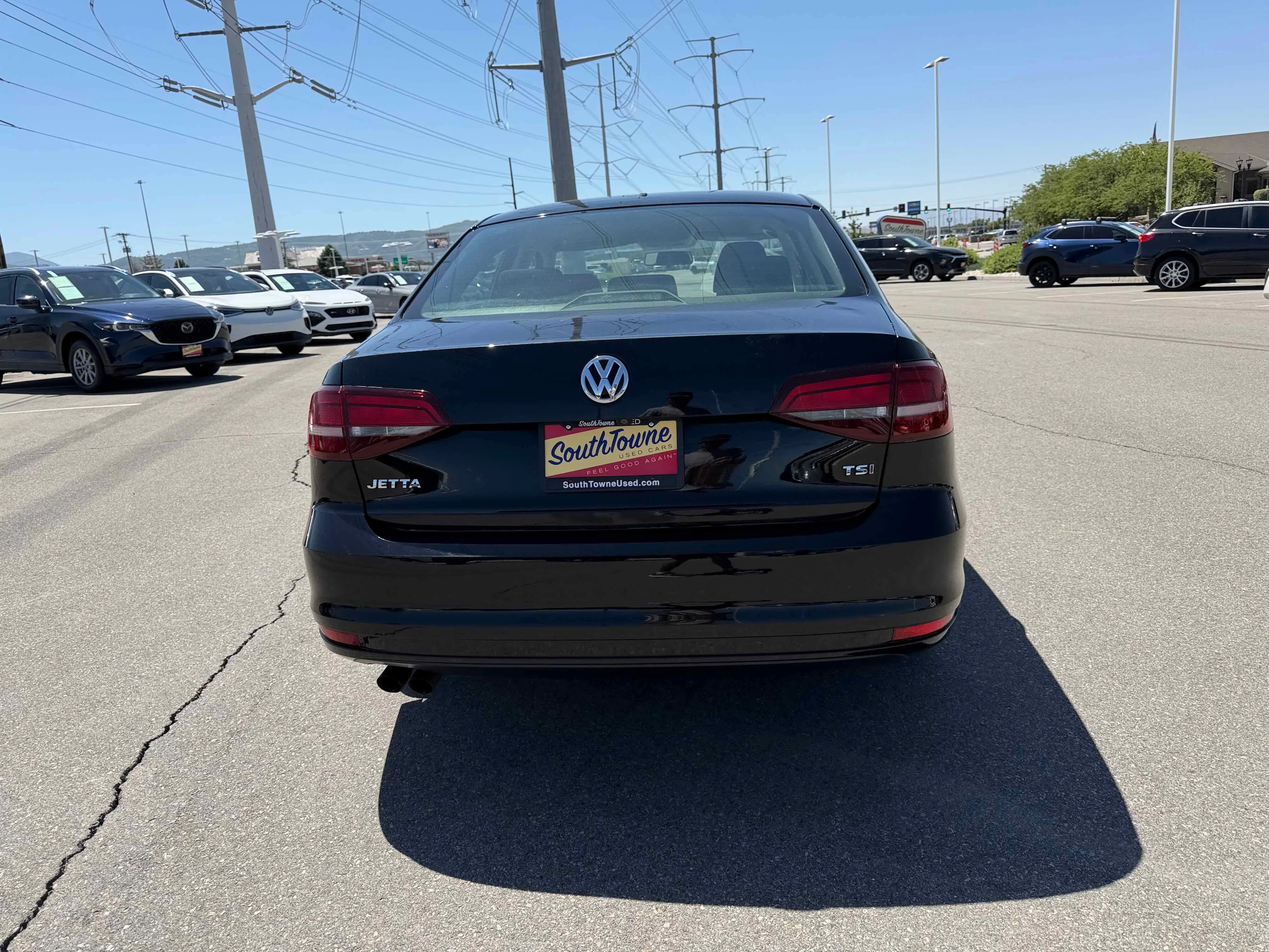 Used 2017 Black Volkswagen 1.4T S image 4