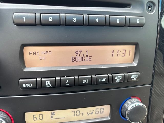 Used 2008 White Chevrolet Base image 25