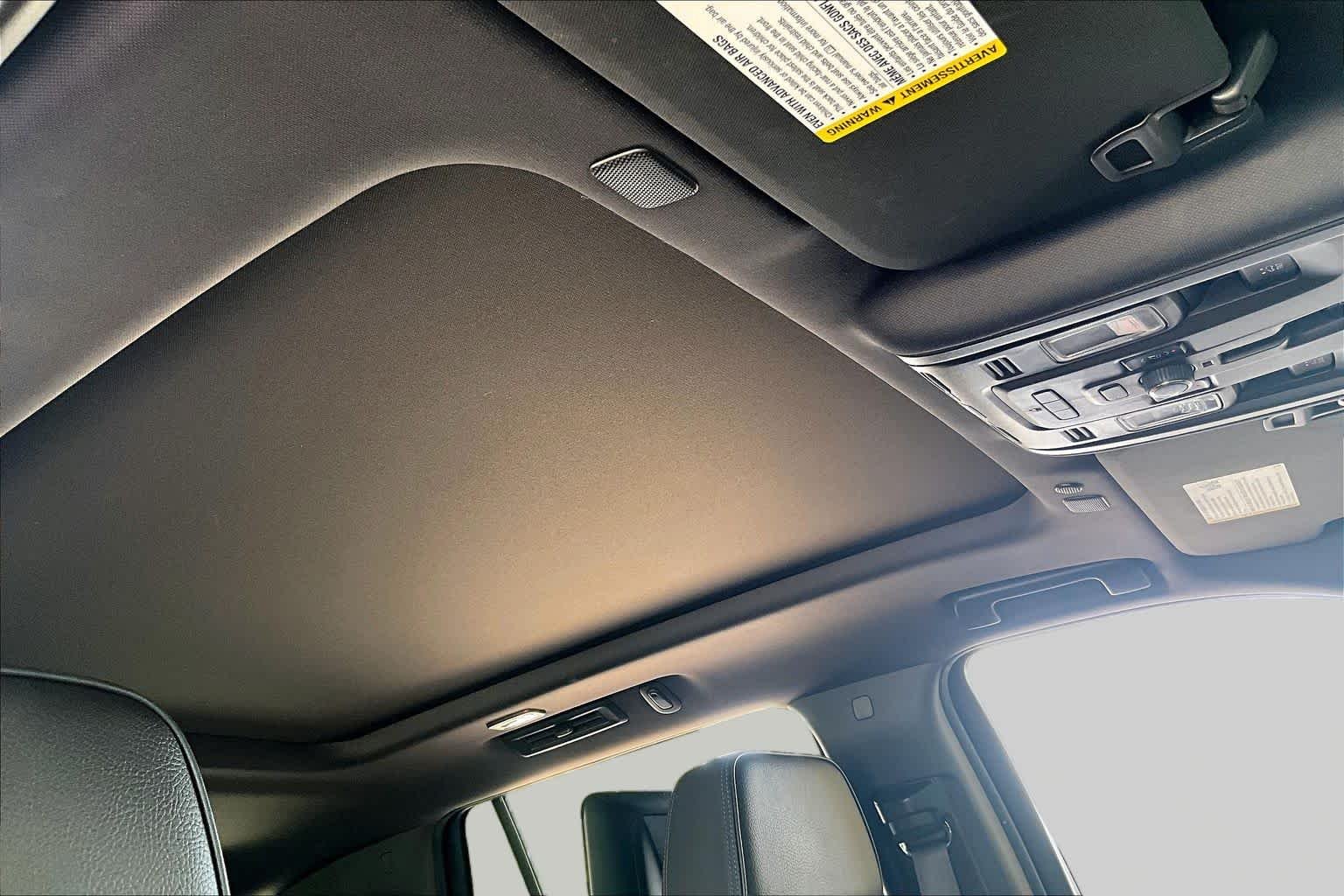 Used 2021 Summit White GMC Denali image 13