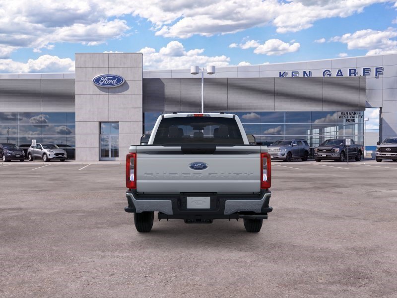 New 2026 Agate Black Metallic Ford XL image 5