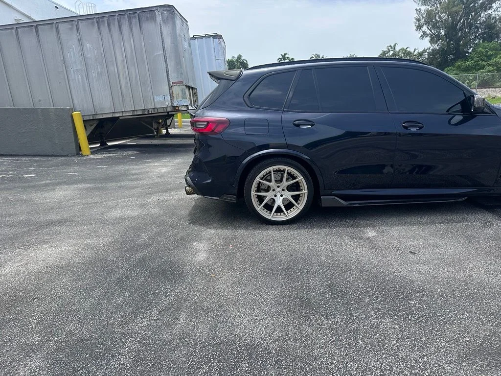 Used 2022 Black BMW Competition image 7