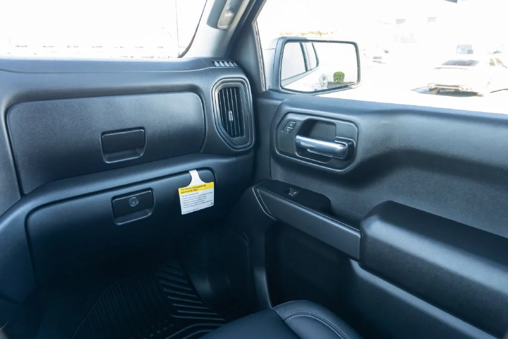 2026 Chevrolet Silverado 1500 Custom - Photo 10