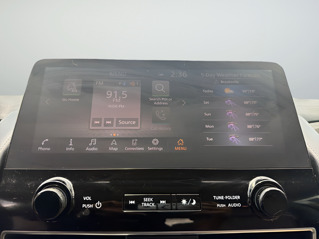 Used 2021 Blue Nissan Platinum image 39