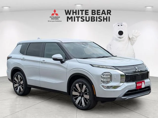New 2026 White Diamond Mitsubishi SE 1.5T S-AWC image 1