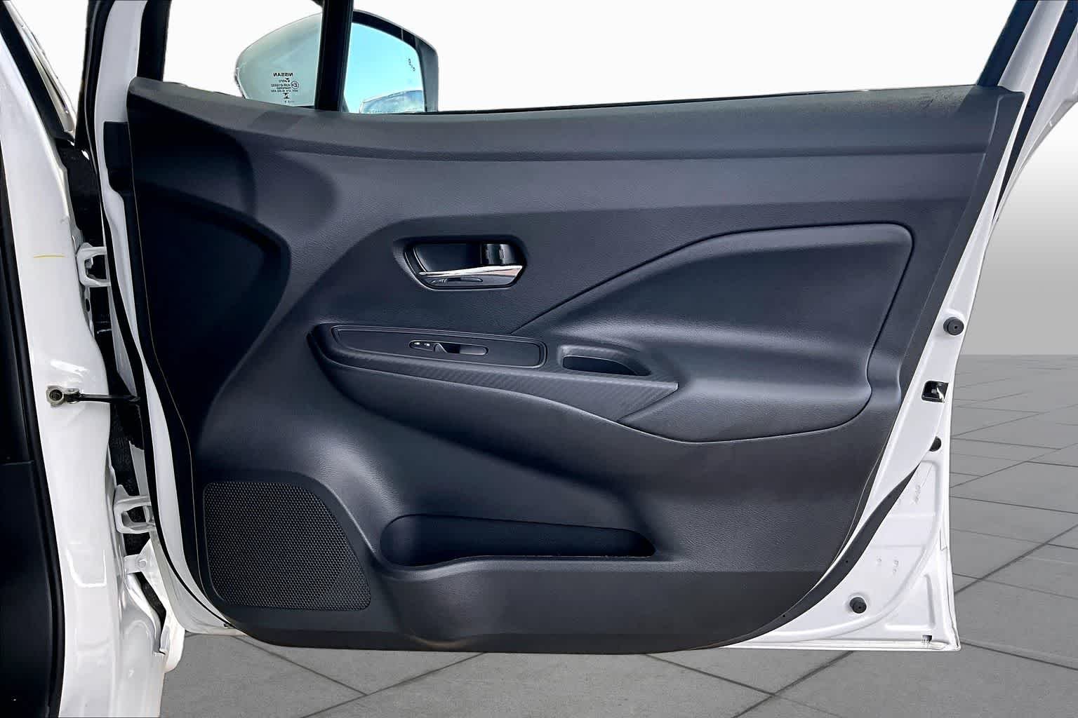 2025 Nissan Versa Sedan SV - Photo 22