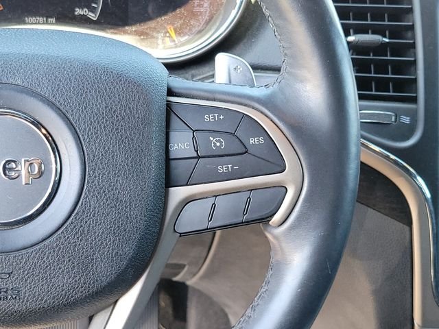 Used 2014 Red Jeep Laredo image 22