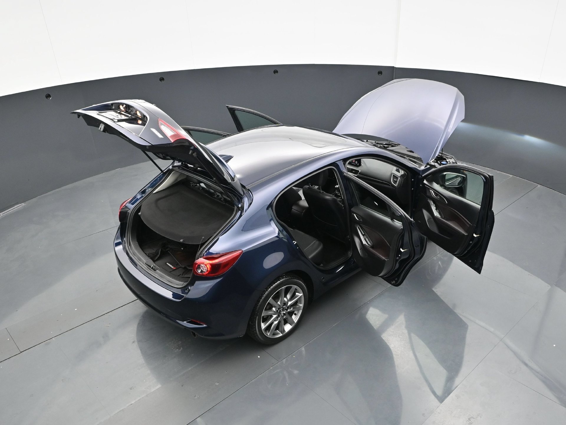 Used 2018 Deep Crystal Blue Mica Mazda Grand Touring image 47