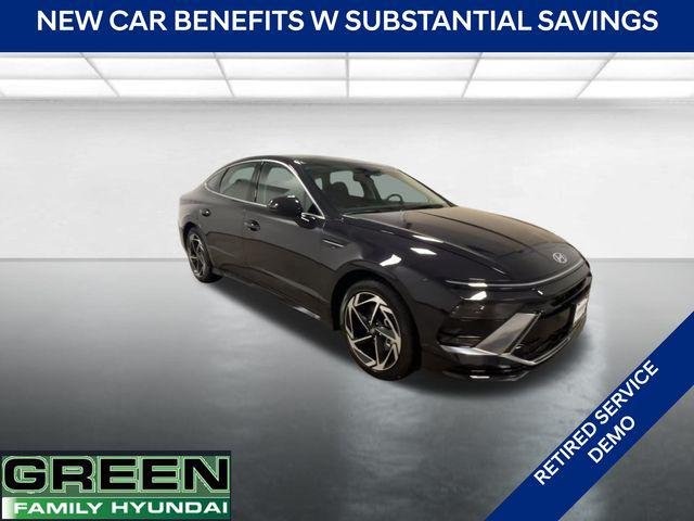 New 2026 Blue Hyundai SEL Sport image 4