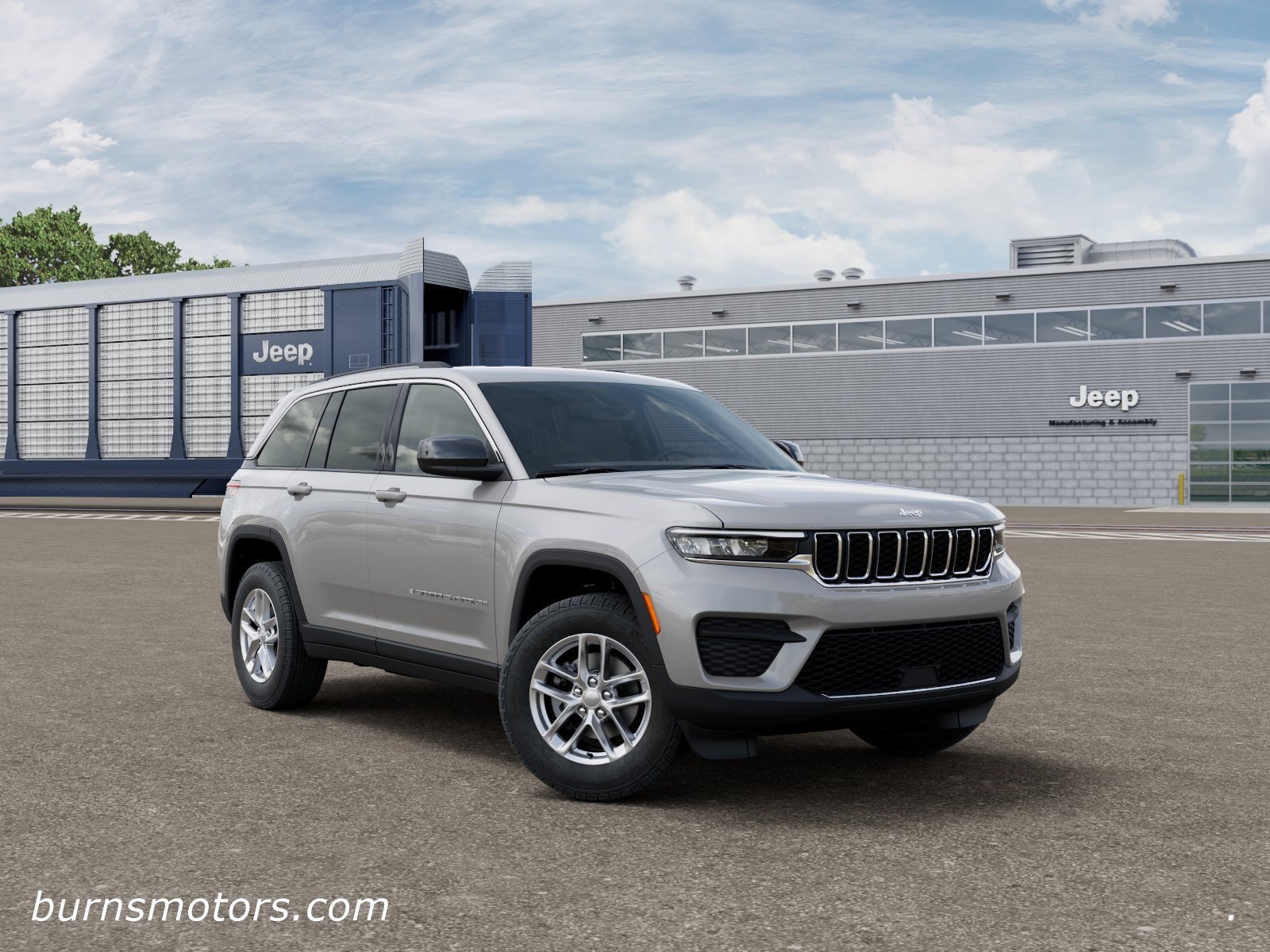 New 2026 Silver Zynith Exterior Paint Jeep 4DR 2WD image 5
