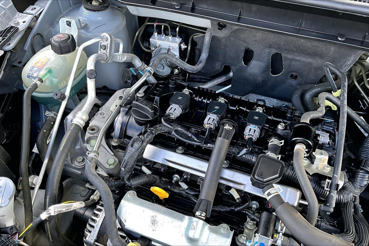 Used 2023 Boulder Gray Pearl Nissan SR image 33